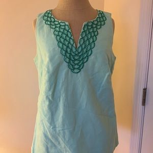 Vineyard vines teal linen summer top with shell beaded design